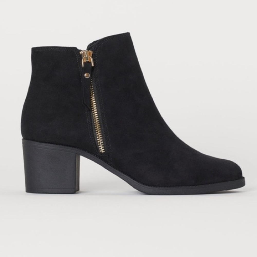 H&M Black Suede Ankle Boots / Booties Size 7 Shoes